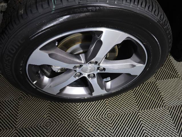 Used 2024 Jeep Grand Cherokee Limited AWD/4WD image 38