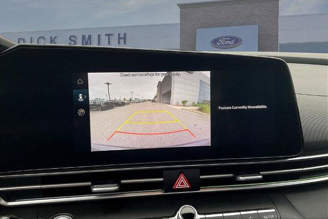 Used 2025 Hyundai Elantra SEL FWD image 13