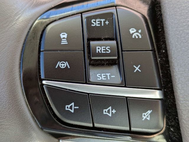 Certified 2021 Ford Explorer Platinum w/ Equipment Group 601A image 26