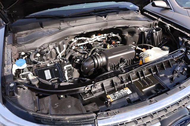 Certified 2024 Ford Explorer XLT w/ Equipment Group 202A image 29