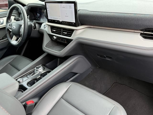 Certified 2026 Ford Explorer Active w/ Active Comfort Package AWD/4WD image 25