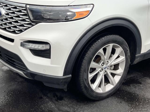 Certified 2022 Ford Explorer Platinum w/ Equipment Group 601A image 9