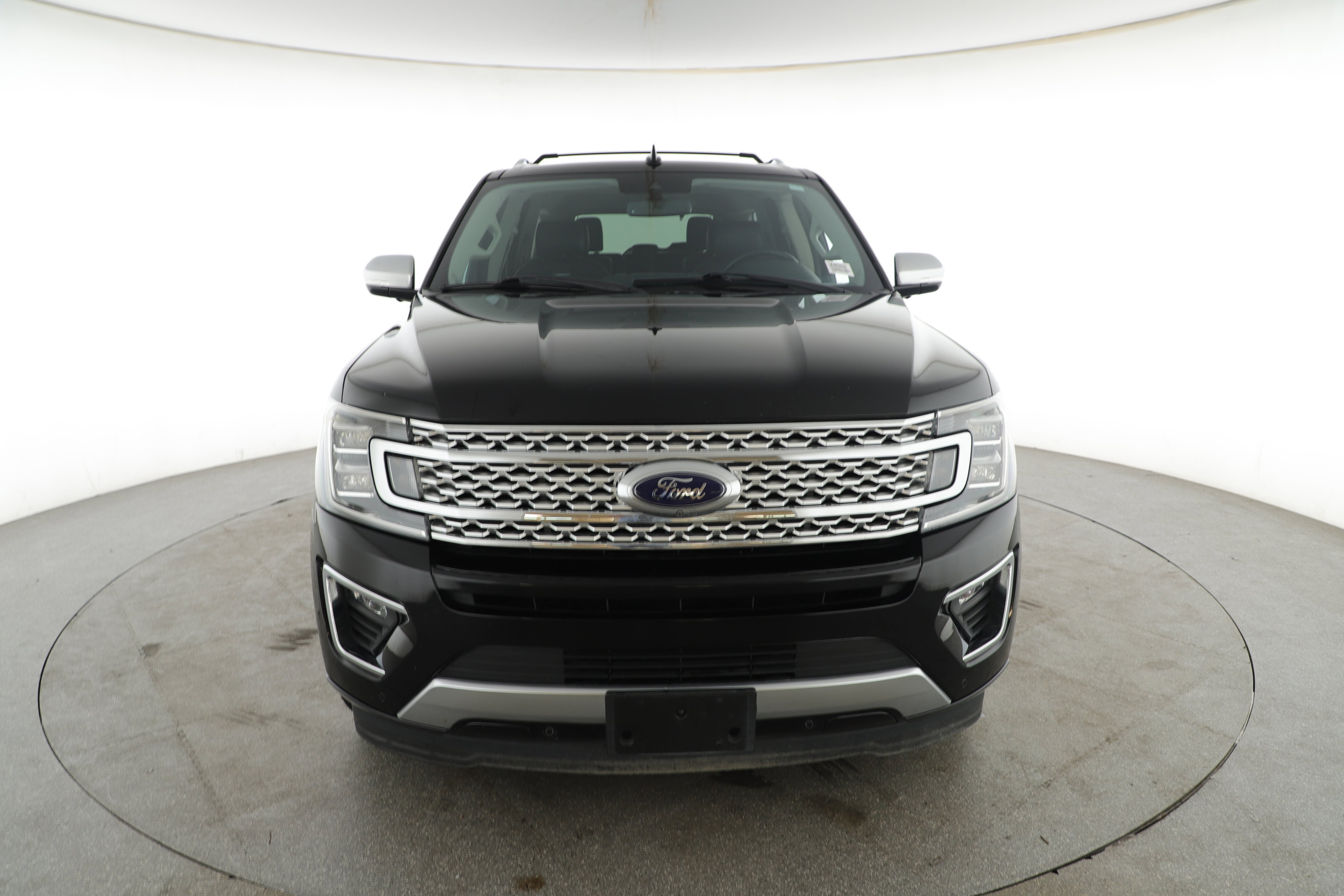 Certified 2019 Ford Expedition Platinum image 2