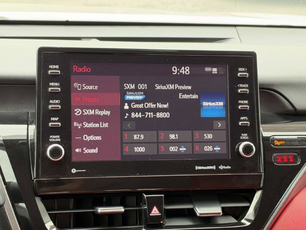 Used 2022 Toyota Camry XSE FWD image 15
