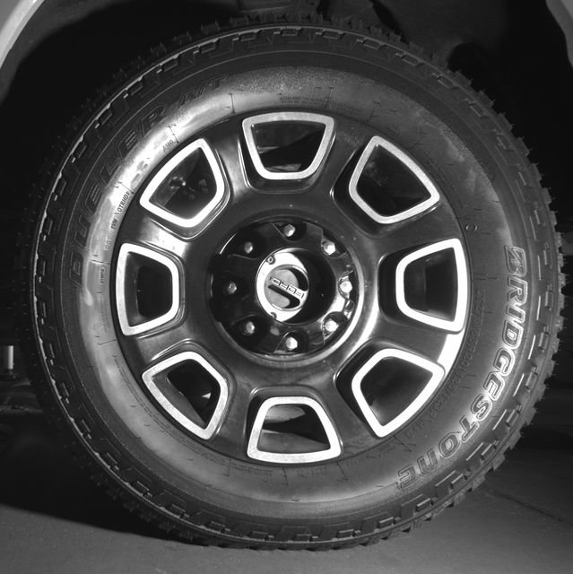 Certified 2025 Ford F350 Platinum AWD/4WD image 9