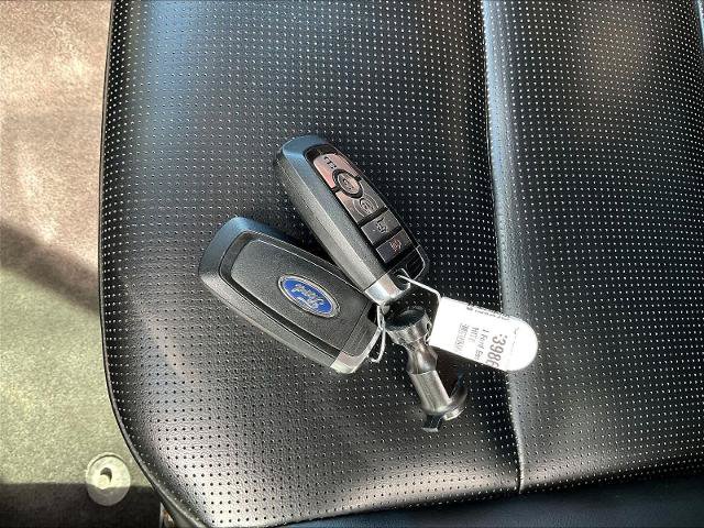Certified 2024 Ford Escape Platinum AWD/4WD image 36