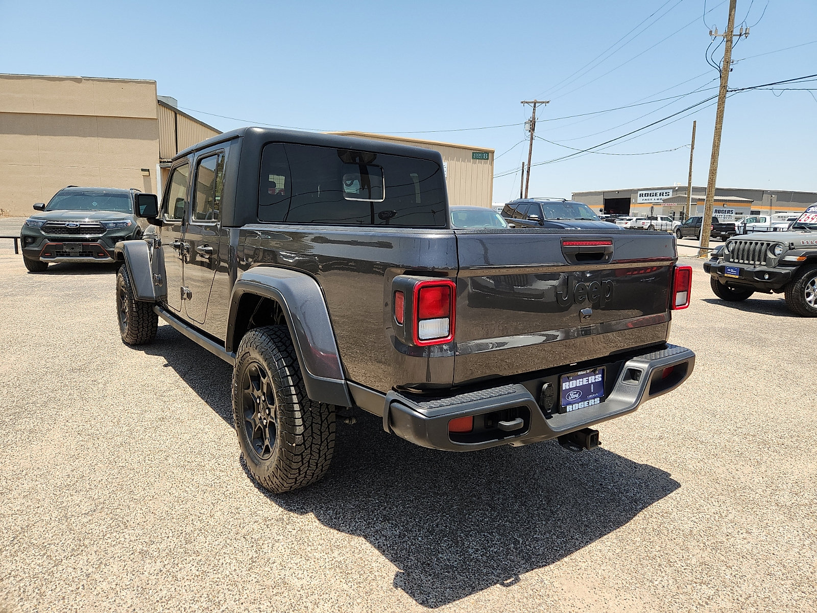 Used 2023 Jeep Gladiator Sport AWD/4WD image 5