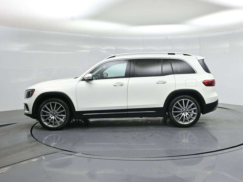 Used 2021 Mercedes-Benz GLB 250 image 32