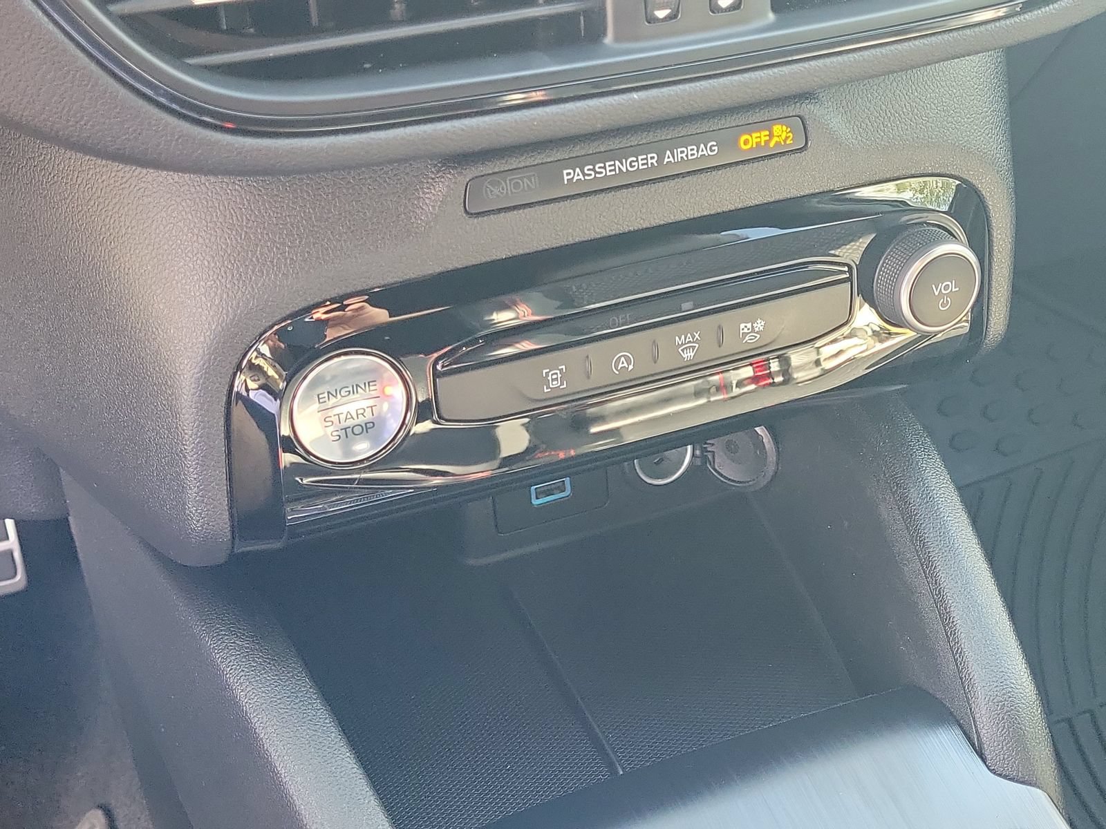Certified 2023 Ford Escape ST-Line w/ Tech Pack #1 FWD image 26