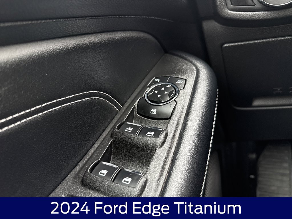 Certified 2024 Ford Edge Titanium AWD/4WD image 26