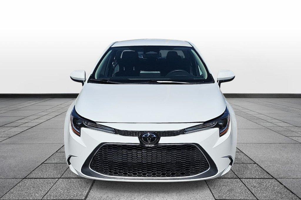 Used 2023 Toyota Corolla LE FWD image 2