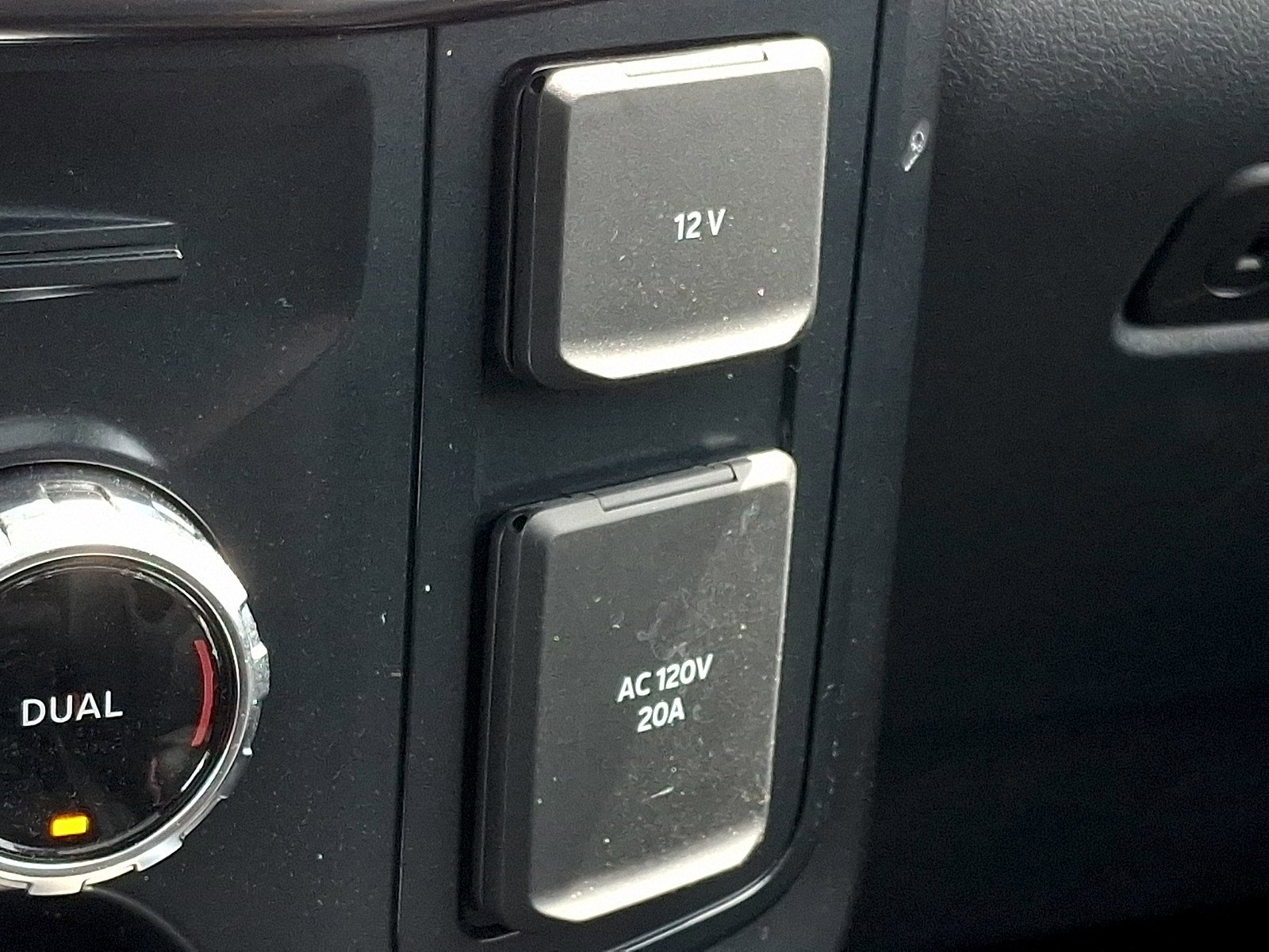 Certified 2025 Ford F150 Raptor image 25