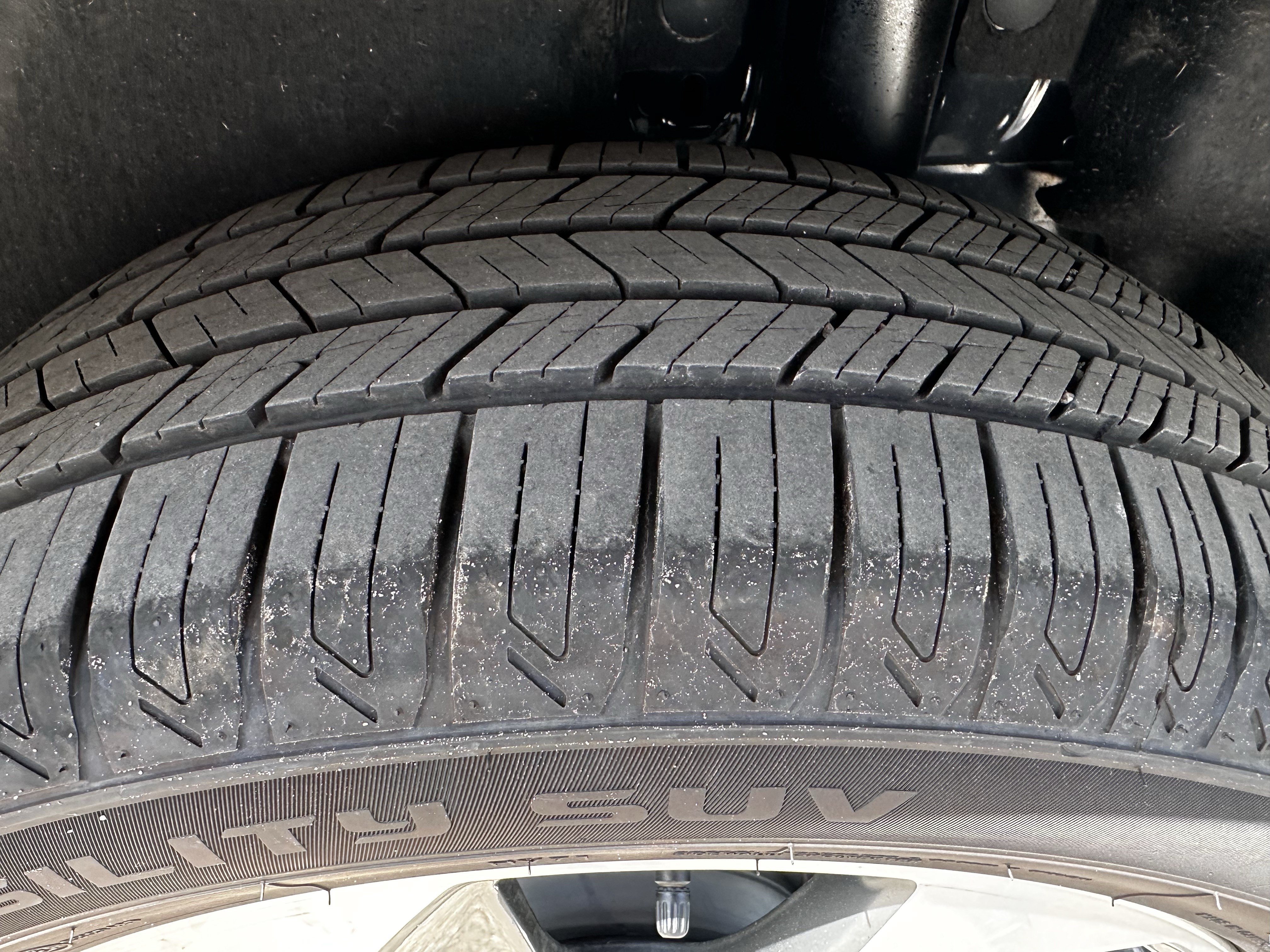 Certified 2024 Ford Escape Platinum AWD/4WD image 21