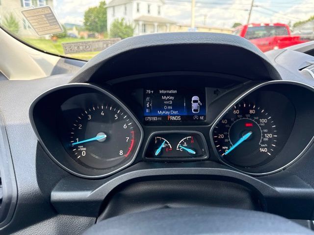 Certified 2017 Ford Escape SE w/ SE Cold Weather Package AWD/4WD image 21
