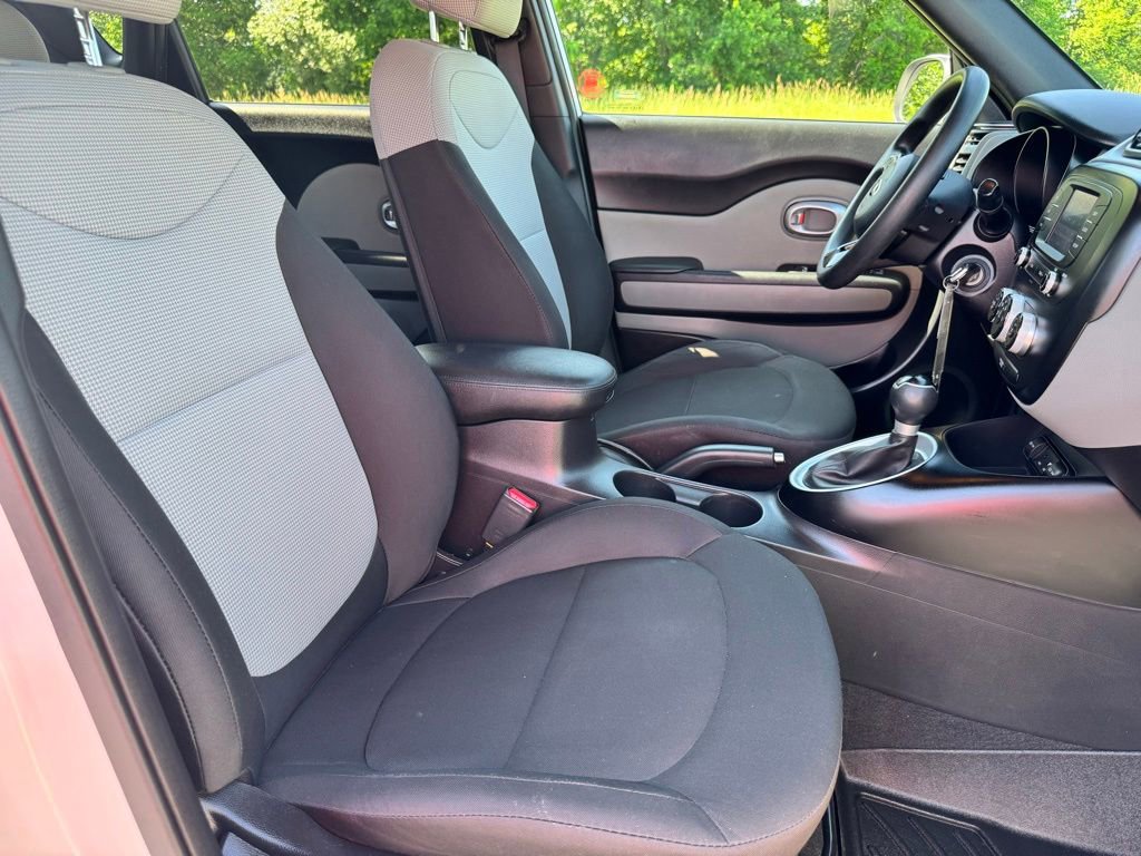 Used 2019 Kia Soul FWD image 15