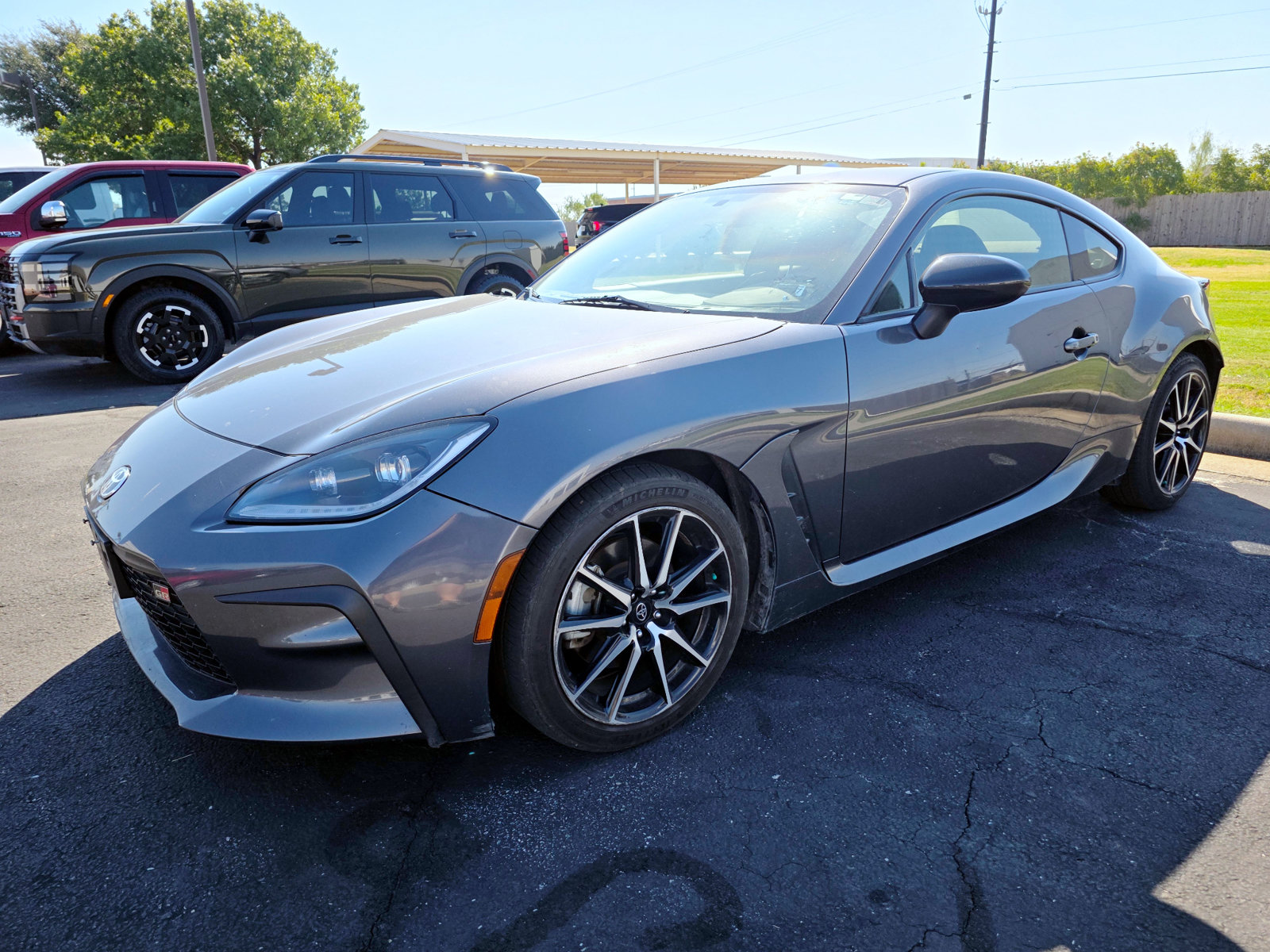 Used 2022 Toyota GR86 RWD image 1