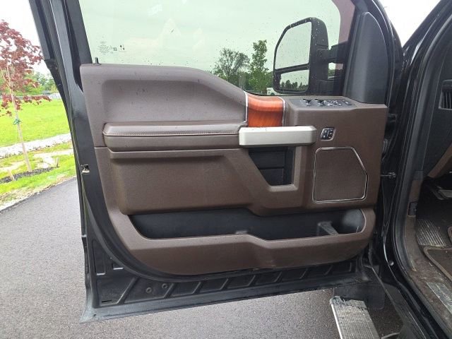 Certified 2021 Ford F350 King Ranch w/ King Ranch Ultimate Package AWD/4WD image 23