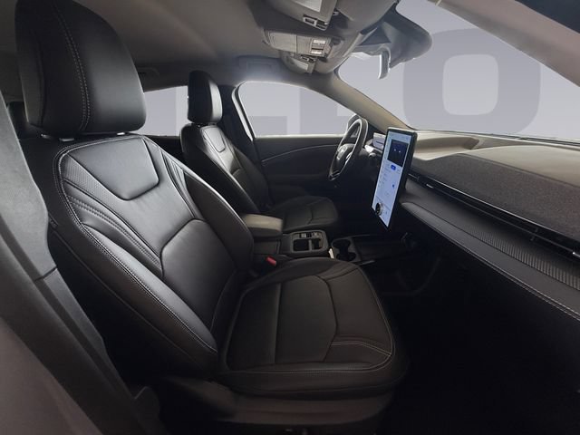 Certified 2025 Ford Mustang Mach-E Premium AWD/4WD image 17