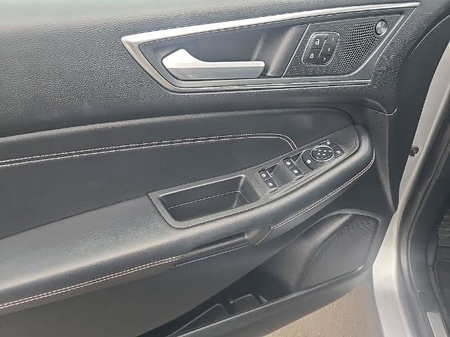 Certified 2024 Ford Edge Titanium AWD/4WD image 22