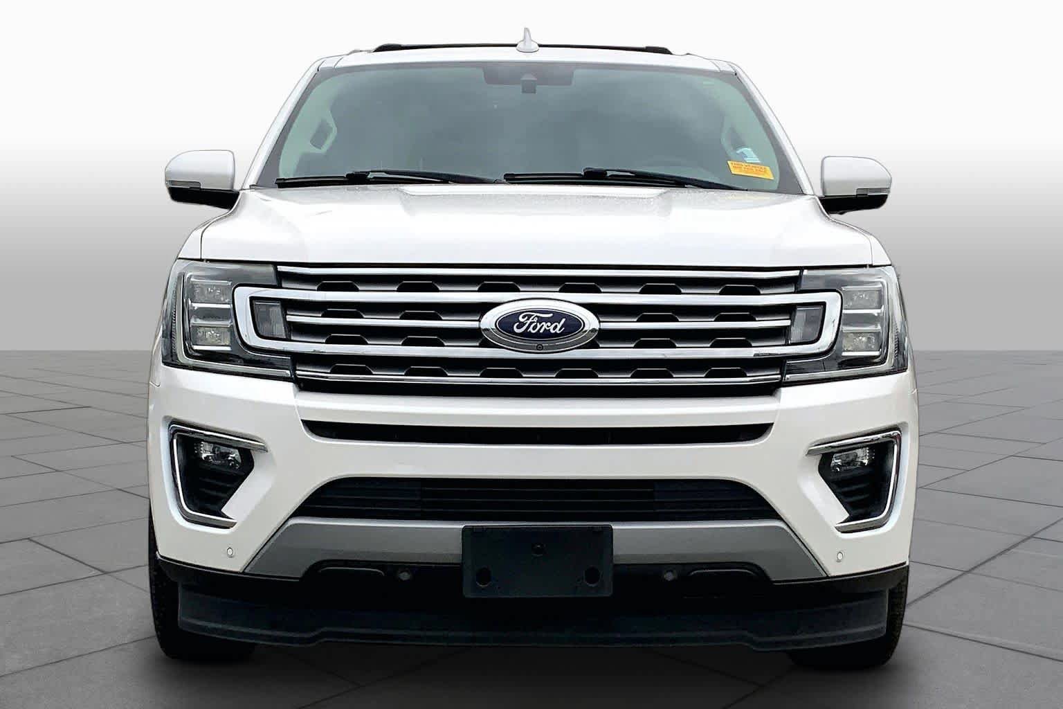 Certified 2019 Ford Expedition Limited w/ Texas Edition Package RWD image 4