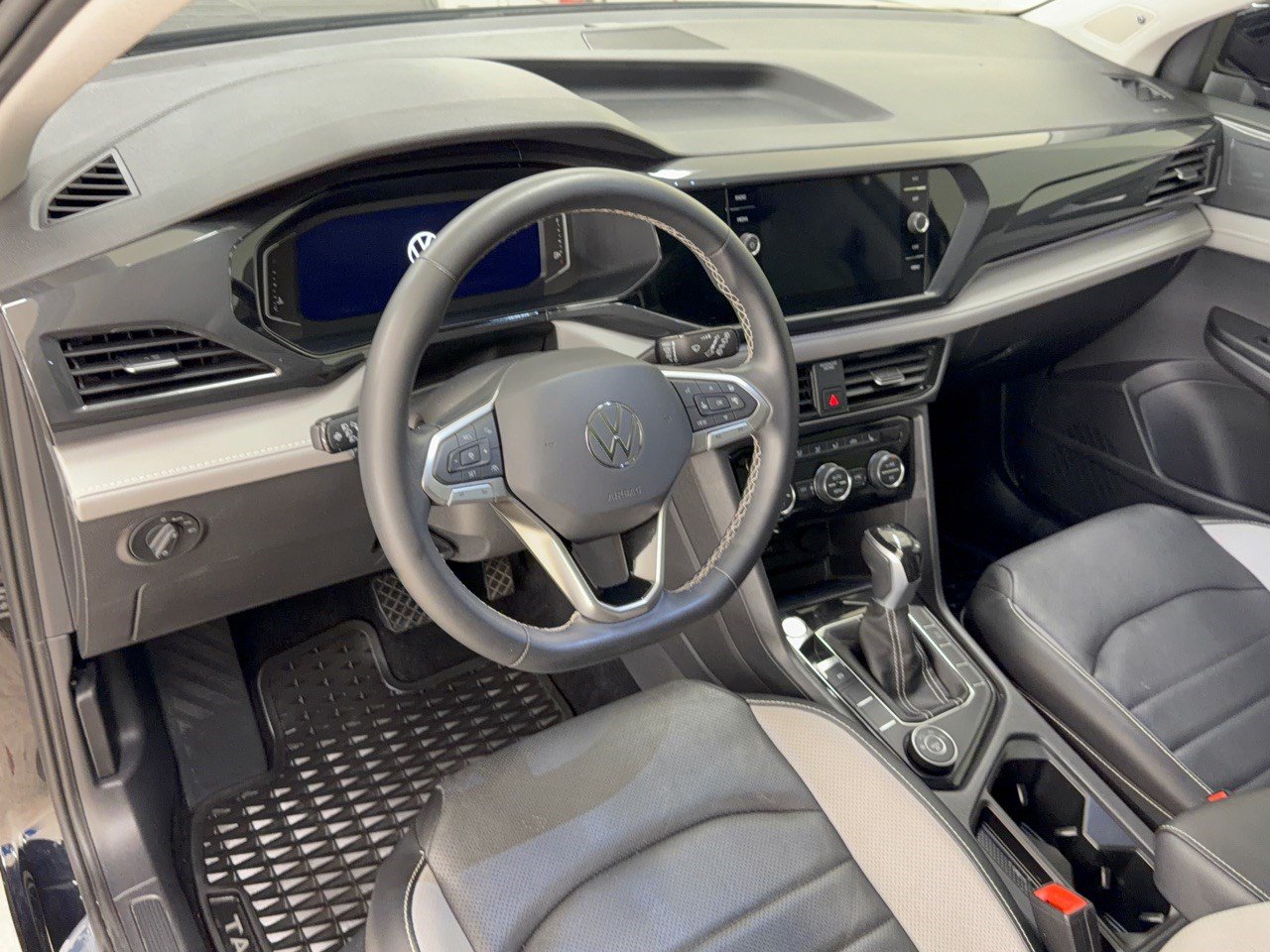 Used 2022 Volkswagen Taos SEL AWD/4WD image 4