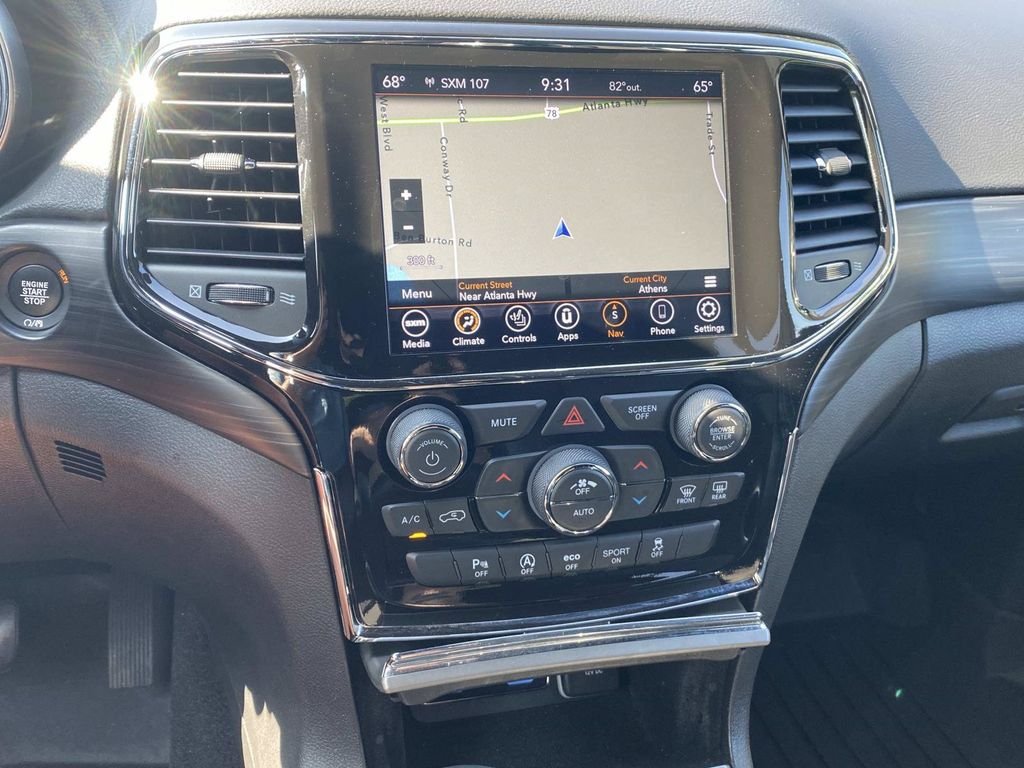 Used 2021 Jeep Grand Cherokee Laredo X RWD image 24