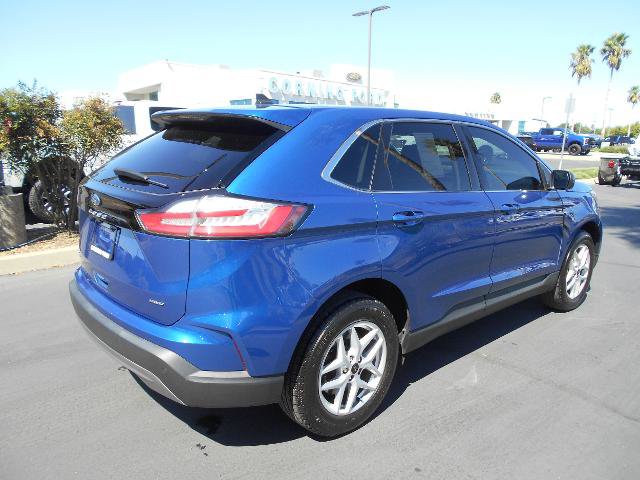 Certified 2024 Ford Edge SEL w/ Convenience Package AWD/4WD image 4