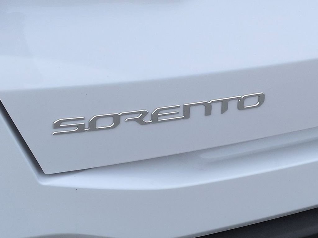 Used 2025 Kia Sorento S w/ Panoramic Sunroof Package image 27