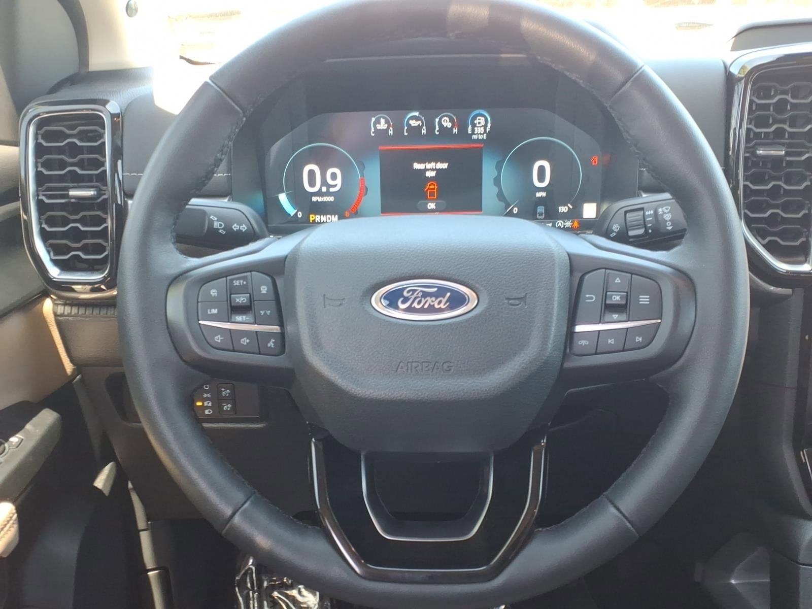 Certified 2025 Ford Ranger Lariat w/ FX4 Off-Road Package AWD/4WD image 19