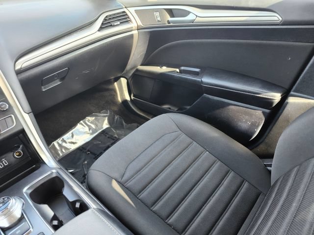 Certified 2019 Ford Fusion SE FWD image 15