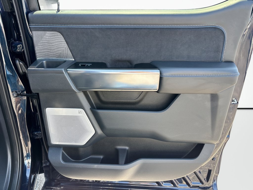 Certified 2025 Ford F250 Platinum AWD/4WD image 17