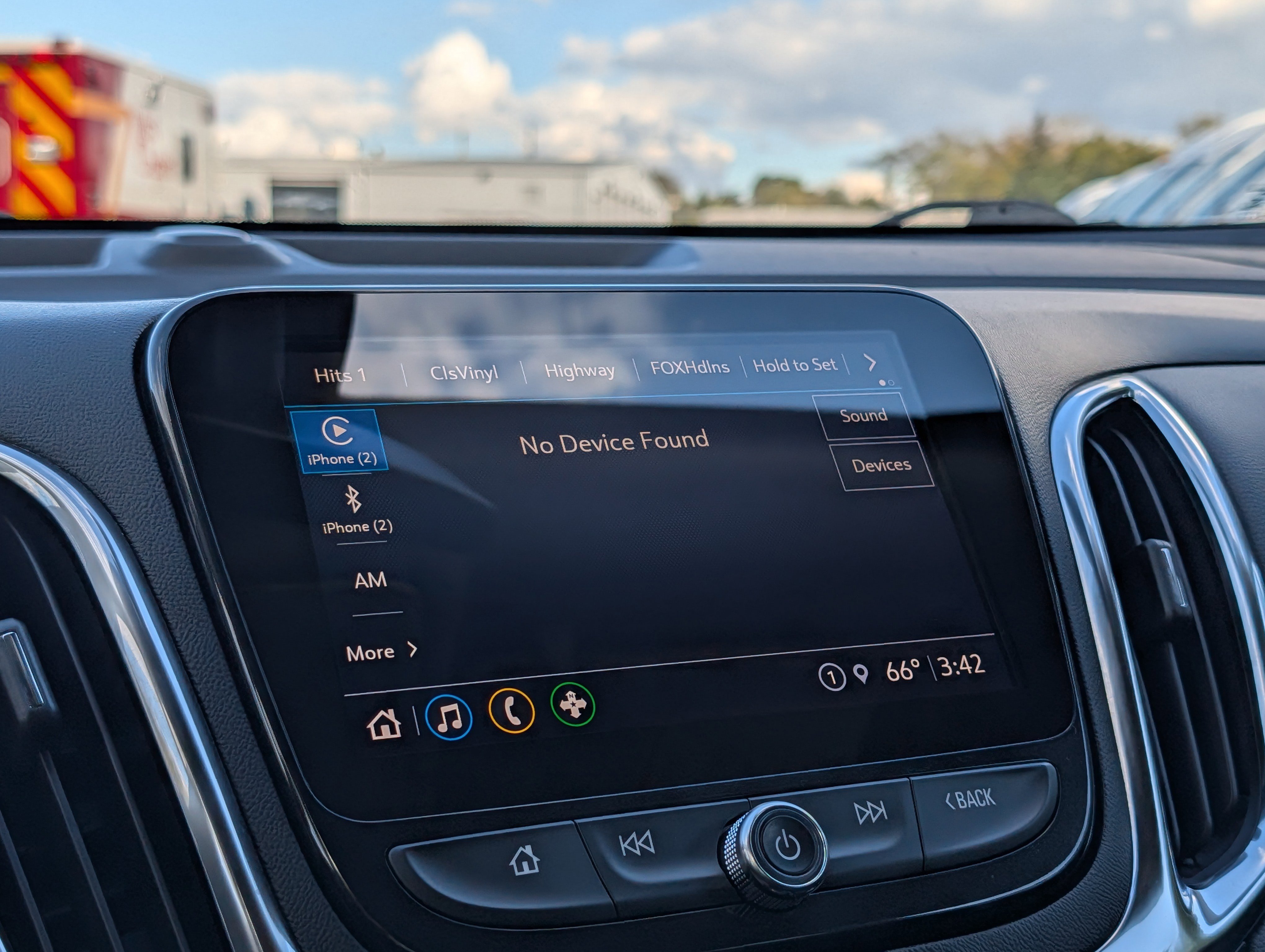 Used 2022 Chevrolet Equinox Premier image 19