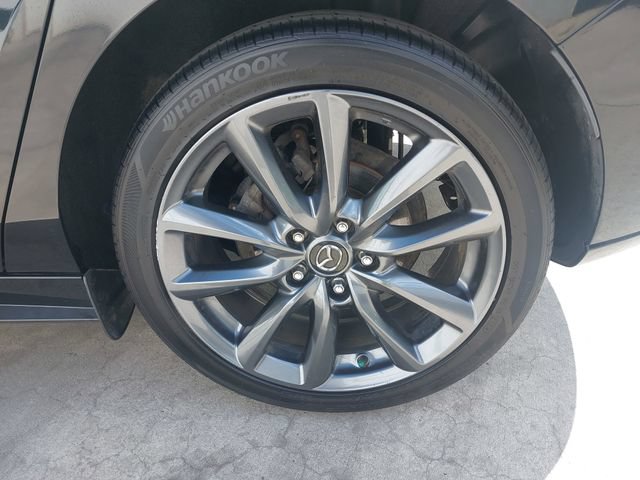 Used 2019 MAZDA MAZDA3 AWD Hatchback w/ Preferred Pkg image 31
