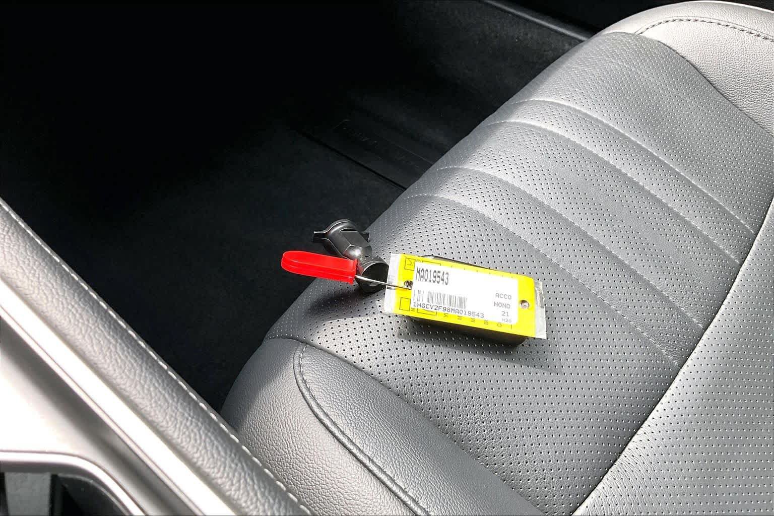 Used 2021 Honda Accord Touring image 15