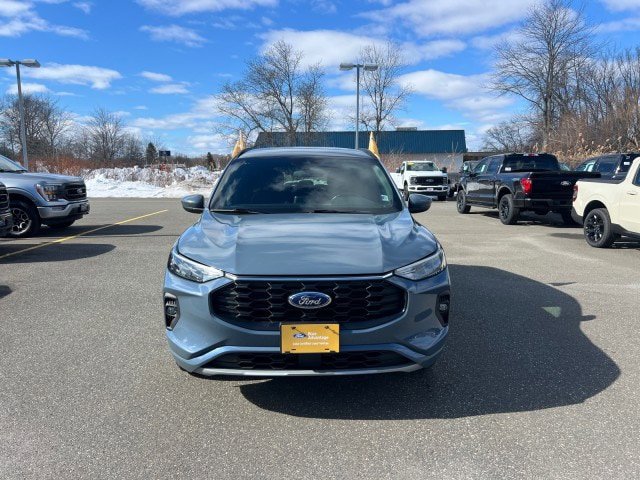 Certified 2024 Ford Escape ST-Line Select AWD/4WD image 6