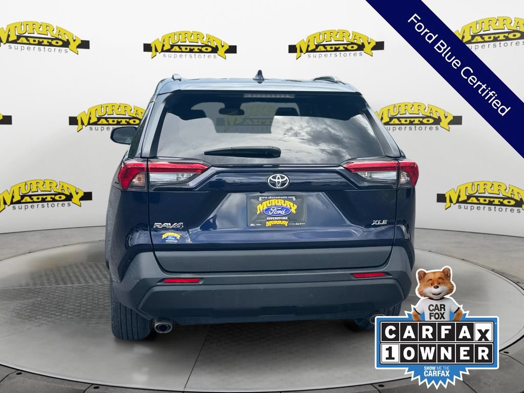 Used 2022 Toyota RAV4 XLE FWD image 5