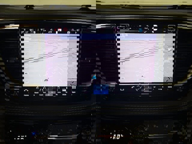 Used 2022 Chrysler Pacifica Limited w/ Uconnect Theater Family Group image 26