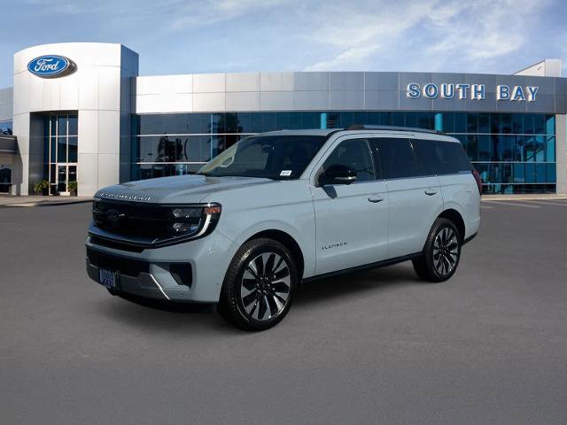 Certified 2025 Ford Expedition Platinum w/ Driver's Package AWD/4WD image 1