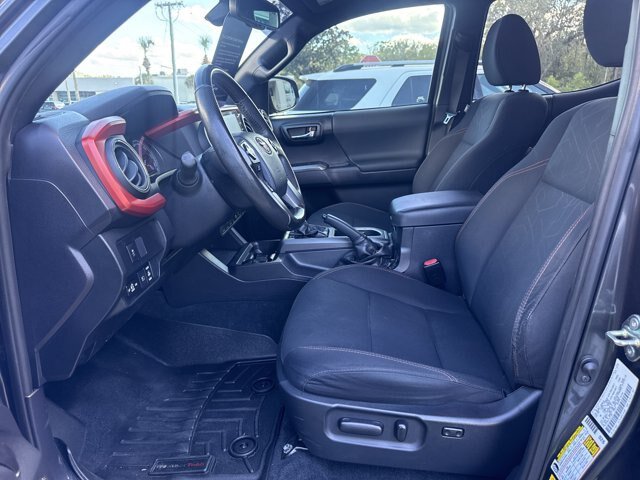 Used 2020 Toyota Tacoma TRD Sport RWD image 12
