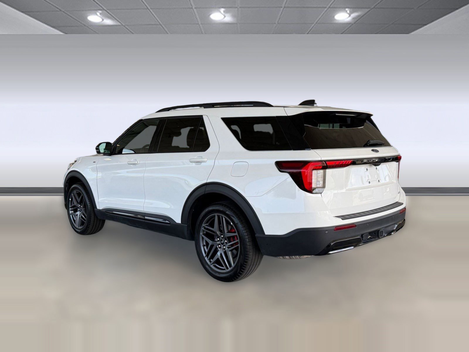 Certified 2025 Ford Explorer ST-Line w/ ST-Line Street Pack AWD/4WD image 3
