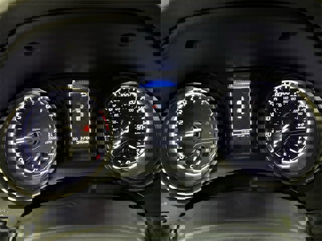 Used 2024 Toyota Camry SE image 7