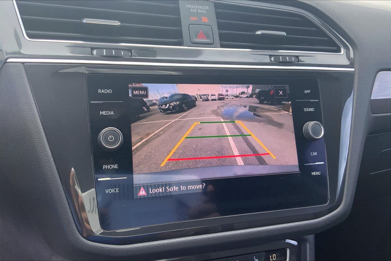 Used 2019 Volkswagen Tiguan SE AWD/4WD image 27