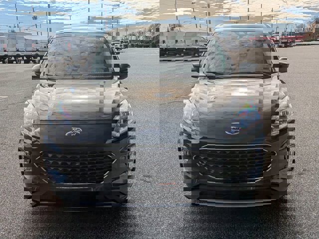 Certified 2022 Ford Escape SEL w/ Technology Package image 9