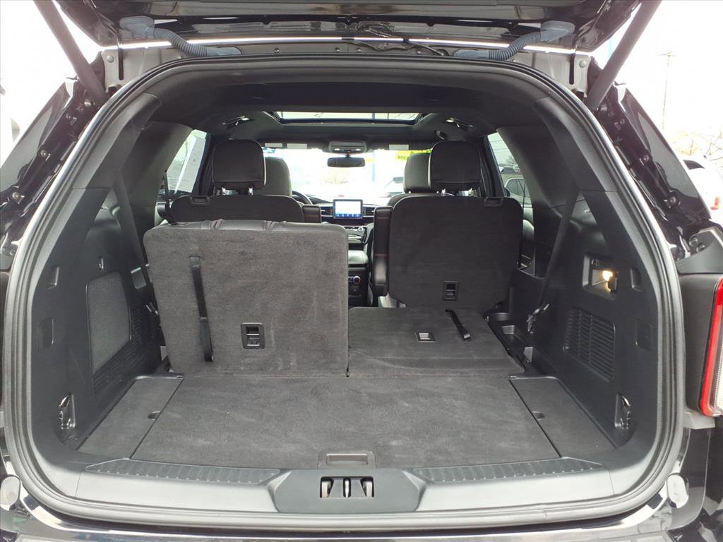 Certified 2022 Ford Explorer ST-Line w/ Class IV Trailer Tow Package image 11