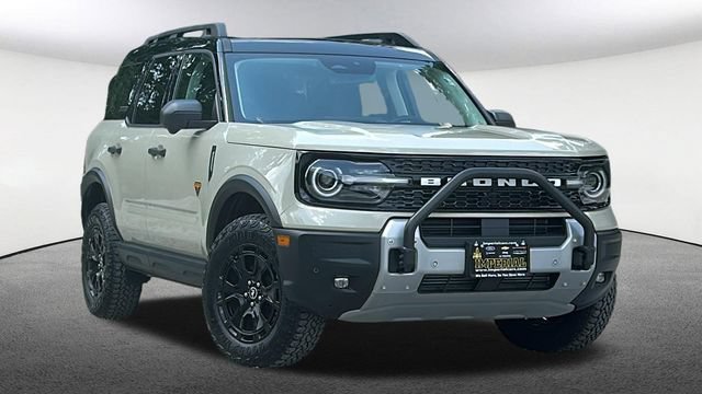 Certified 2025 Ford Bronco Sport Badlands w/ Sasquatch Badlands Package AWD/4WD image 2