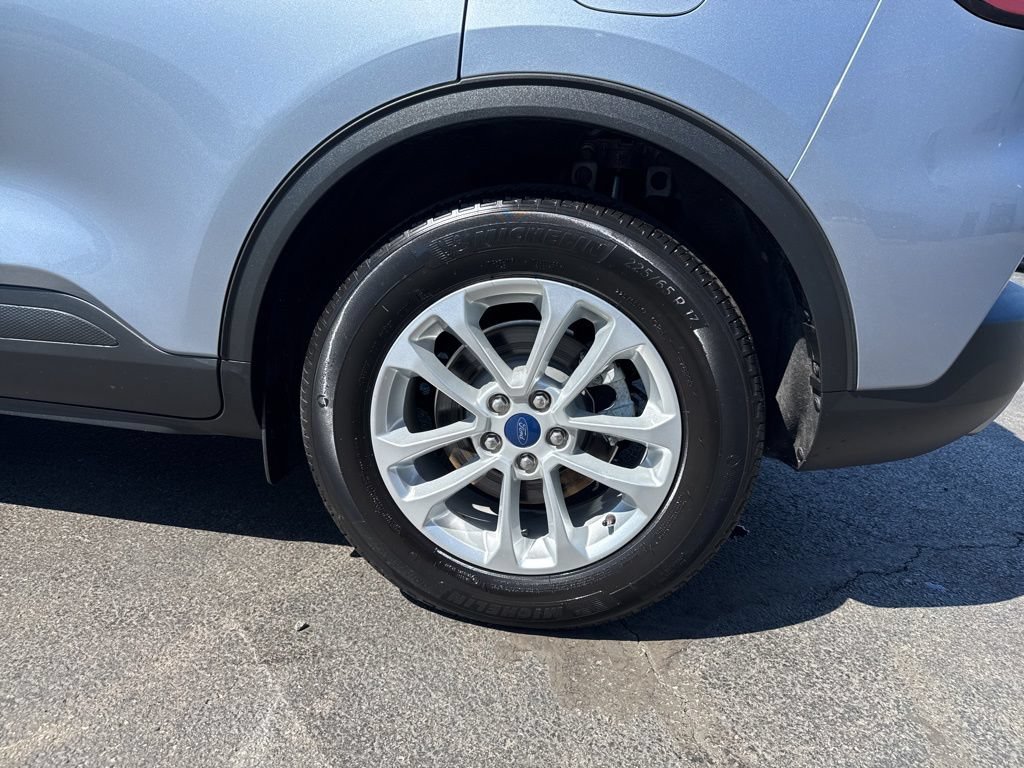 Certified 2022 Ford Escape SE w/ Cold Weather Package FWD image 43
