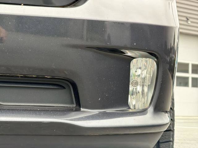 Used 2018 RAM 1500 Express w/ Express Value Package AWD/4WD image 11