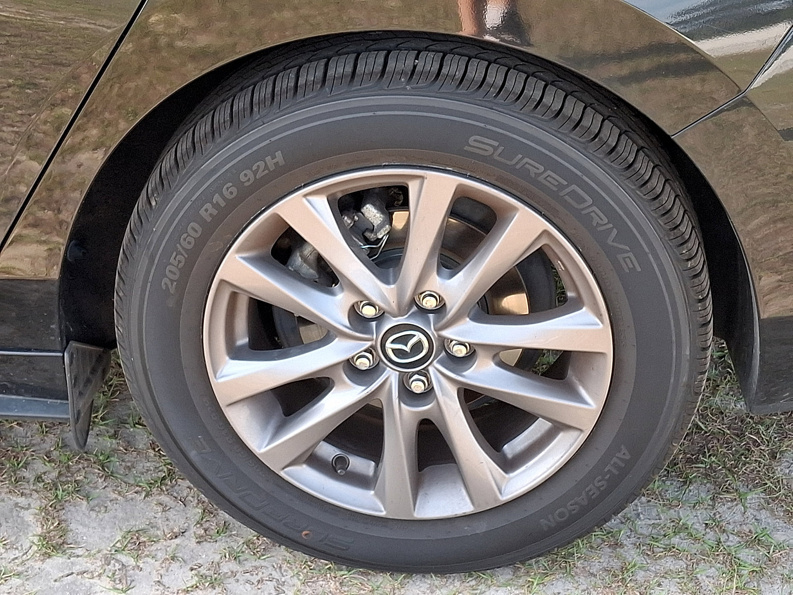 Used 2021 MAZDA MAZDA3 Sedan FWD image 3