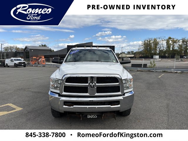 Used 2017 RAM 3500 Tradesman w/ Chrome Appearance Group AWD/4WD image 2