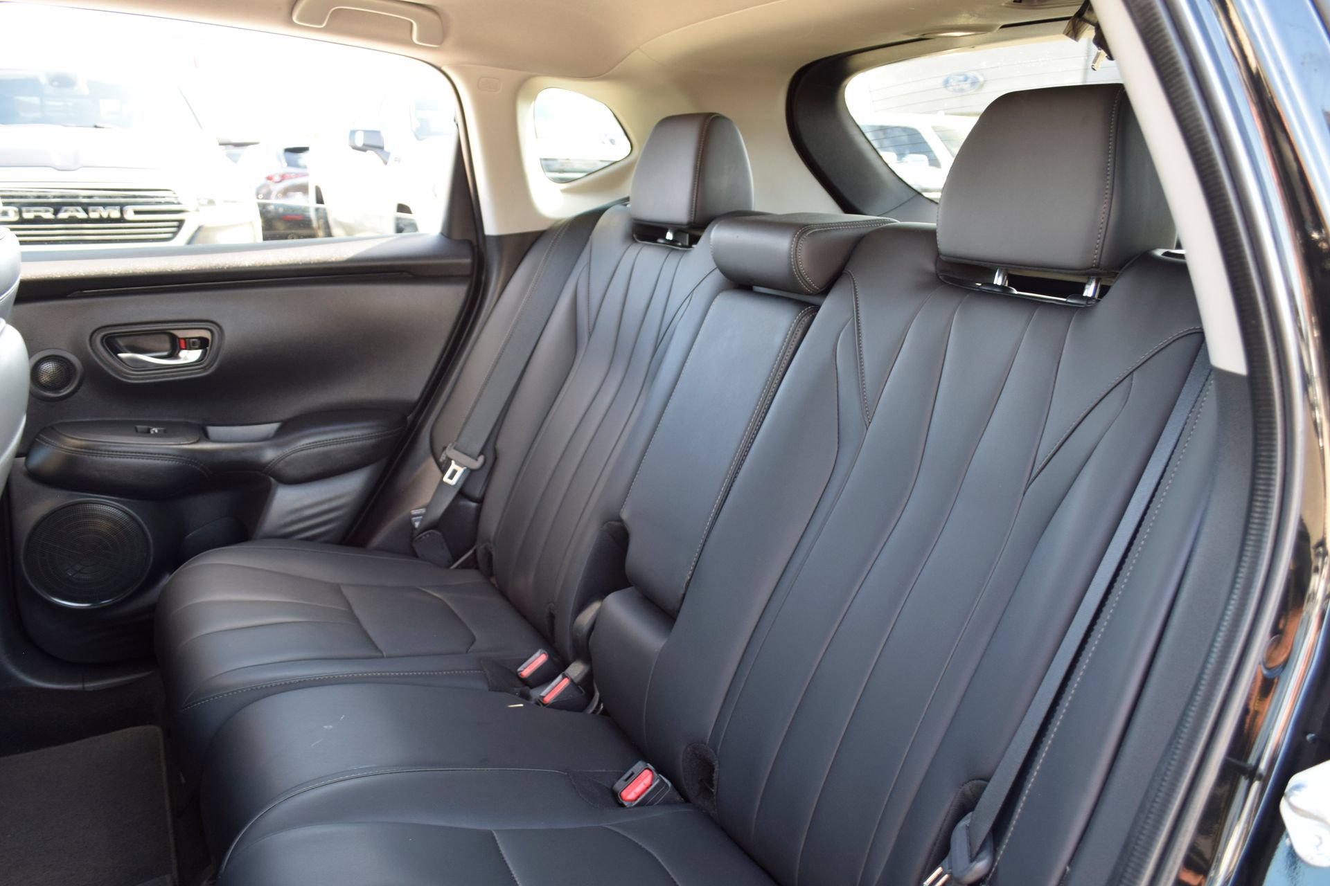 Used 2025 Acura ADX AWD image 18